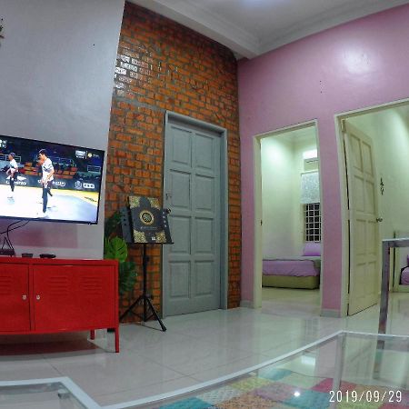 Holiday Homestay Дунгун Экстерьер фото
